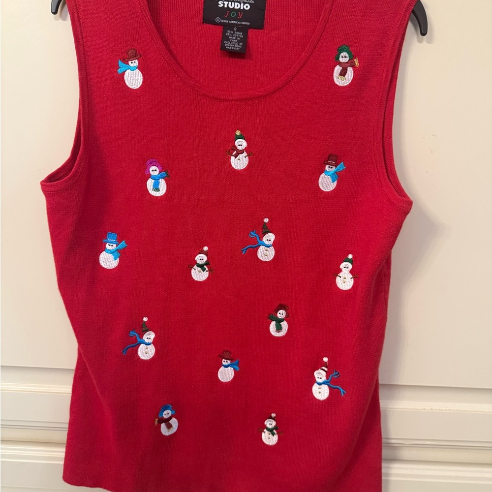 Designers Originals studio joy Festive Red Sleeveless vest with Snowmen